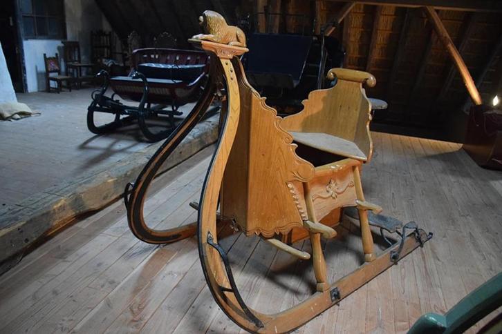 Fraaie houten arrenslee, type arretikker, incl. stokken, Antiek en Kunst, Curiosa en Brocante, Ophalen