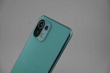 Xiaomi 11 lite 5G 128GB Android 14 beschikbaar voor biedingen
