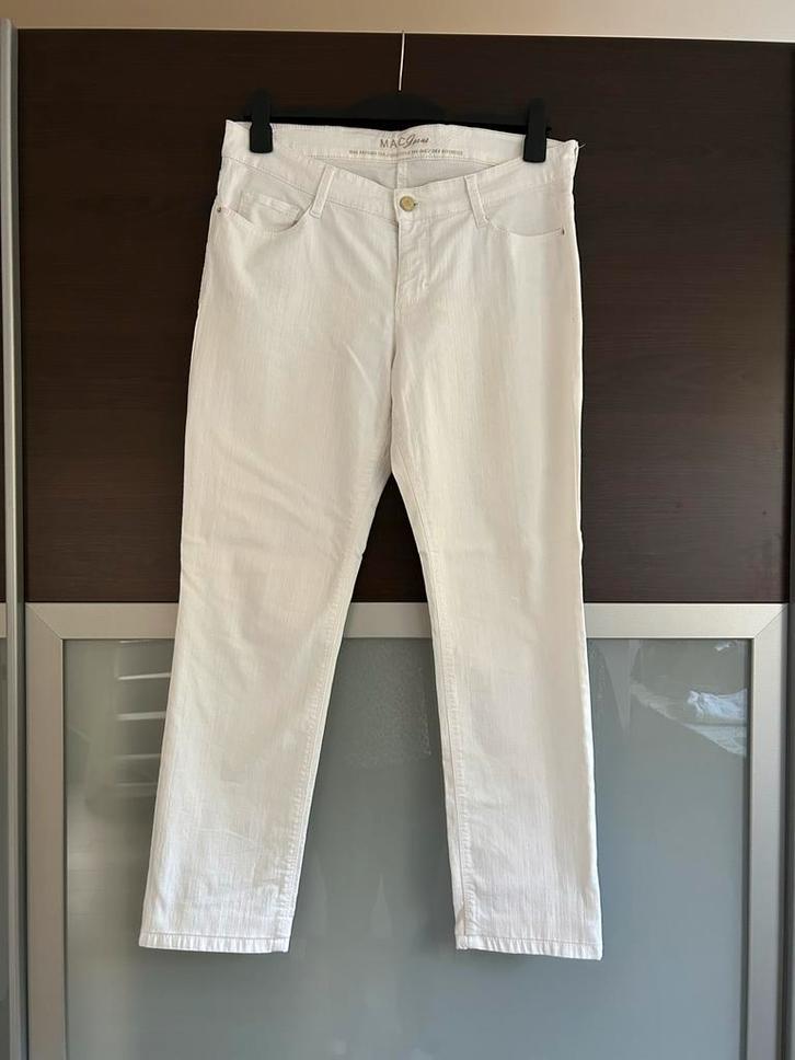 MAC Carrie Pipe Broek - wit - Maat 42, Kleding | Dames, Spijkerbroeken en Jeans, Gedragen, W33 - W36 (confectie 42/44), Wit, Ophalen of Verzenden