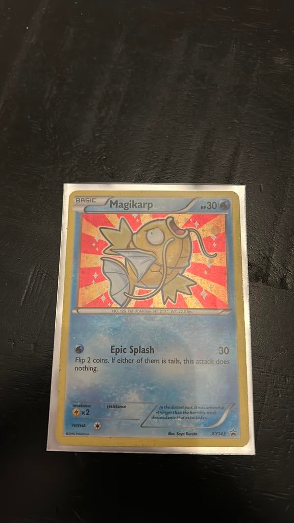 Magikarp XY143 Promo card, Hobby en Vrije tijd, Verzamelkaartspellen | Pokémon, Ophalen of Verzenden, Gebruikt