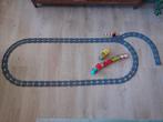 Treinbaan duplo met trein, Kinderen en Baby's, Speelgoed | Racebanen, Ophalen, Zo goed als nieuw, Handmatig, Overige merken