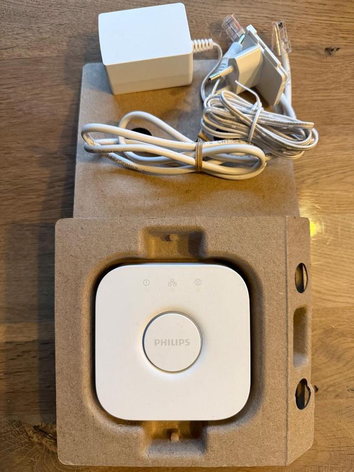 Philips Hue Bridge 2.0 – Compleet & als nieuw, Huis en Inrichting, Lampen | Overige, Zo goed als nieuw, Ophalen of Verzenden