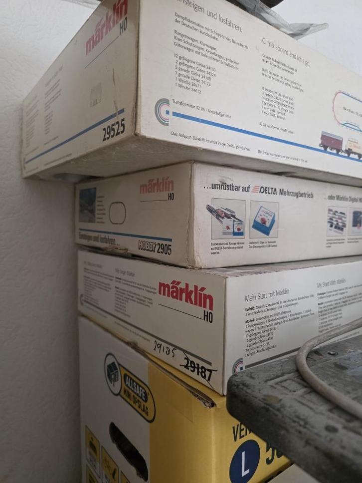 Märklin Diverse Treinen, Wagons, Sets, Toebehoren, Hobby en Vrije tijd, Modeltreinen | H0, Zo goed als nieuw, Treinset, Wisselstroom