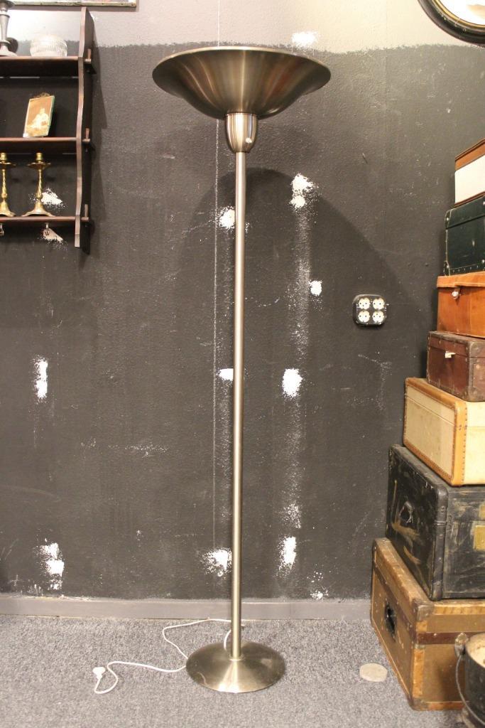 Brocante - Sfeervolle vloerlamp!, Huis en Inrichting, Lampen | Vloerlampen, Gebruikt, 150 tot 200 cm, Metaal, Ophalen