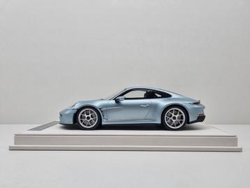 Ivy Merit
Porsche 911 (992) S/T
Ice Blue 1/15 1:18 Nieuw  beschikbaar voor biedingen