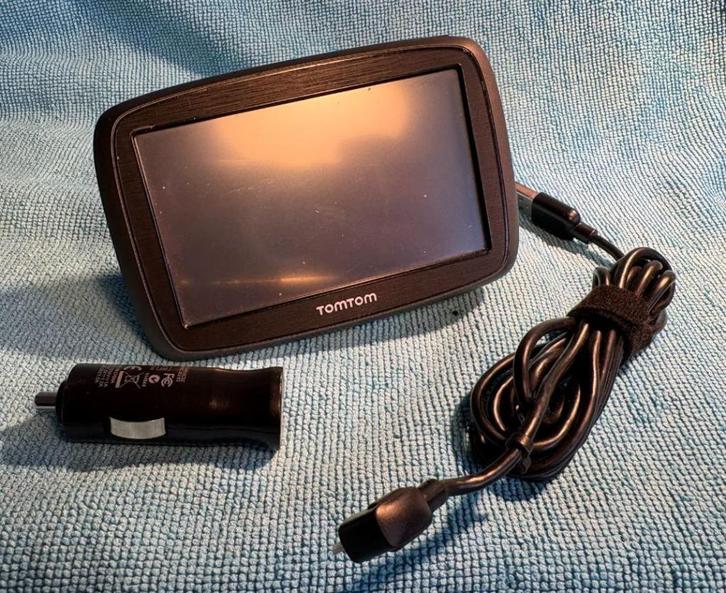 TomTom 40/4 Europa + 32GB Kingston MiniSD Kaart, Auto diversen, Autonavigatie, Zo goed als nieuw, Ophalen of Verzenden