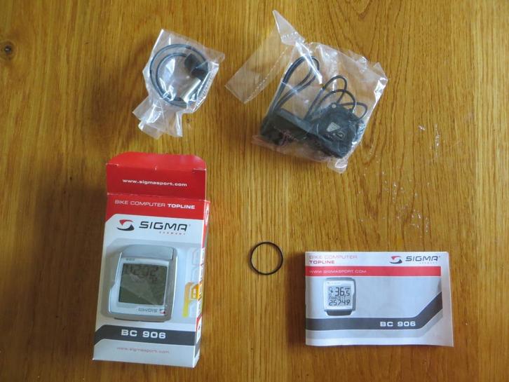 Sigma fietscomputer, Fietsen en Brommers, Fietsaccessoires | Fietscomputers, Nieuw, Snelheidssensor, Ophalen of Verzenden