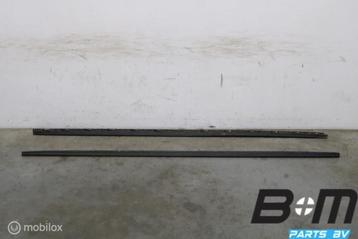 Set side skirts GTE / GTI VW Golf 7 5G6853859B beschikbaar voor biedingen