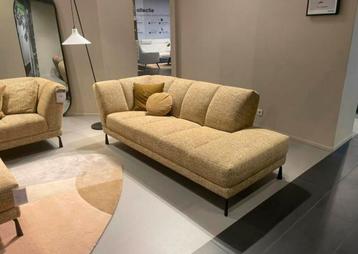 Montel Futura divan chaise longue beschikbaar voor biedingen