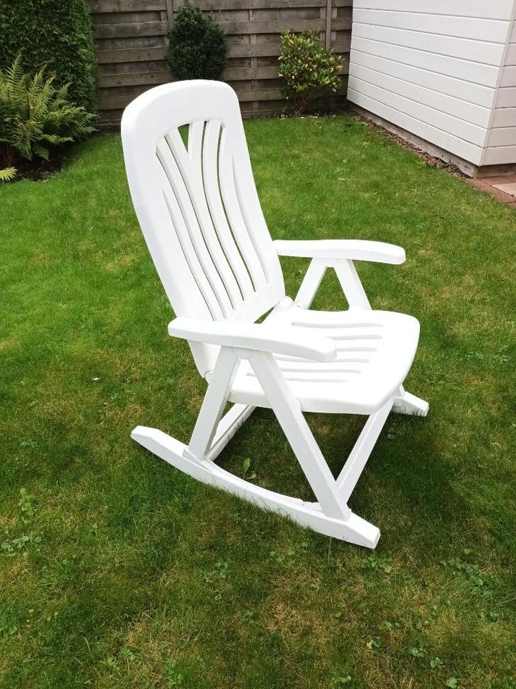 nette kunststof tuinstoel / schommelstoel diverse standen, Tuin en Terras, Tuinstoelen, Kunststof, Inklapbaar, Verstelbaar, Ophalen