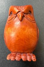 Grote hardhouten Netsuke van een uil Japan, Ophalen of Verzenden, Nieuw, Vogel, Beeldje of Figuurtje