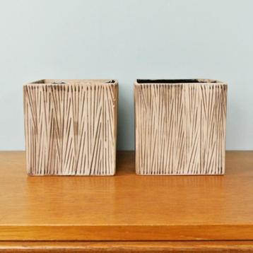 2 vierkante BLOEMPOTTEN Deens design Scandinavisch Japandi beschikbaar voor biedingen