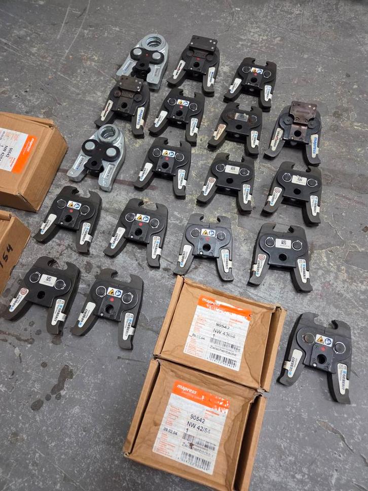 Grote partij adapter ZB303 persbekken Geberit Mapress, Doe-het-zelf en Verbouw, Gereedschap | Machine-onderdelen en Toebehoren