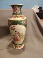 Oosterse vaas, Japanse stijl, Made in China, Ophalen, Gebruikt, Overige kleuren, Aardewerk of Porselein