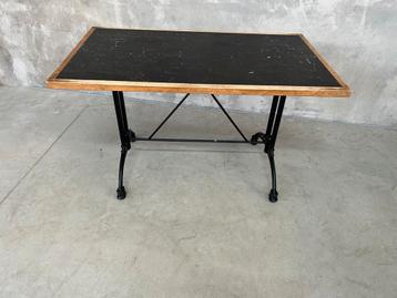 Horeca Tafels - Eettafels - 2 Stuks beschikbaar voor biedingen