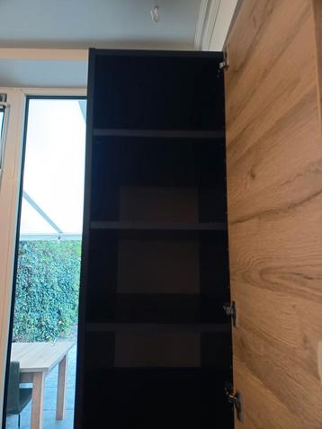 Keukenkast/Badkamerkast - 2 poten afgebroken beschikbaar voor biedingen