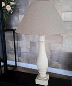 Zandkleurige lamp incl taupe kleurige kap 2x (p.p.st), Ophalen, Zo goed als nieuw, 50 tot 75 cm