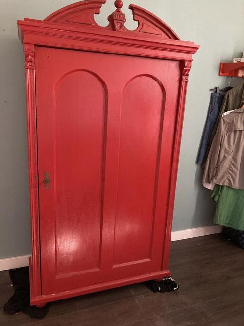 Hele mooie linnenkast - antiek - rood, Huis en Inrichting, Kasten | Kledingkasten, Gebruikt, 150 tot 200 cm, 100 tot 150 cm, 25 tot 50 cm