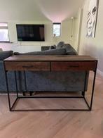 Sidetable Gigameubel, Ophalen, 100 tot 150 cm, Zo goed als nieuw, 25 tot 50 cm