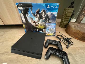 PS4 Slim 1TB Horizon + 2 Controllers beschikbaar voor biedingen
