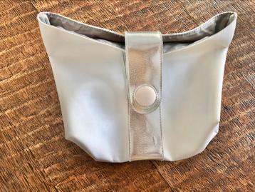 La Prairie toilettas wit/zilver beschikbaar voor biedingen