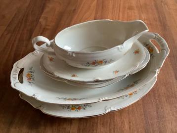 Servies Bavaria Godesberg, 4 schalen, 1 sauskom, vintage beschikbaar voor biedingen