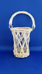 Brocante mandje met glazen pot voor windlicht of plant. 6A6