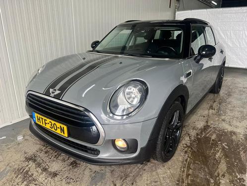 Mini Clubman 1.5 136pk 2016 Nardo Grey Keyless entry/Go/, Auto's, Mini, Particulier, Clubman, Benzine, Stationwagon, Handgeschakeld