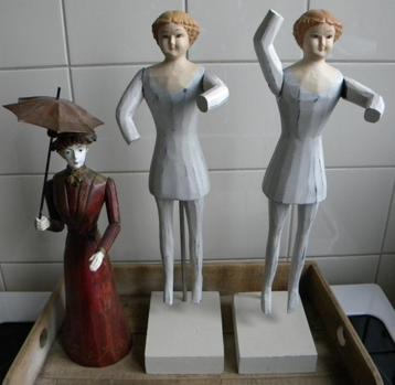 POP HOUT 3 STUKS, HOUTEN POP 3 STUKS, BEELD HOUT DAME beschikbaar voor biedingen