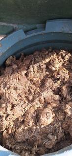 Verse paardenmest en compost, Ophalen, Compost