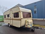 Eriba Nova 500 retro caravan, Vast bed, Rondzit, Kachel, Particulier