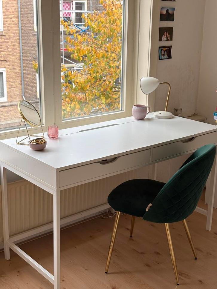 ALEX desk 132x58 white, Huis en Inrichting, Bureaus, Zo goed als nieuw, Bureau, Ophalen