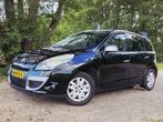 Renault Scénic 1.4 TCE Celsium, Voorwielaandrijving, Euro 5, 1295 kg, 4 cilinders