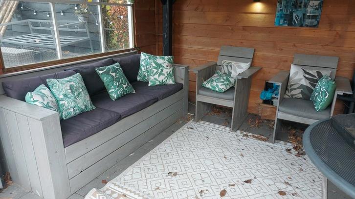 Leuke houten tuinset bank en 2 stoelen inc kussen, Tuin en Terras, Tuinsets en Loungesets, Gebruikt, Tuinset, Hout, 5 zitplaatsen