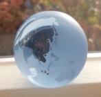Presse papier paperweight wereldbol globe aarde, Antiek en Kunst, Verzenden