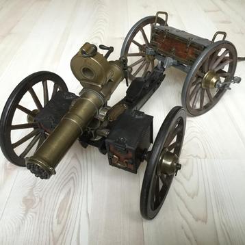 Grote Colt’s Gatling gun 1883 kanon model met wagen. beschikbaar voor biedingen