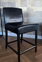 Barkruk zwart leer 2x Als Nieuw!, Huis en Inrichting, Barkrukken, Ophalen, Met voetsteun, Leer, Zo goed als nieuw