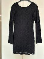 Zwart kanten jurk STRADIVARIUS M, Maat 38/40 (M), Zwart, Ophalen of Verzenden, Stradivarius