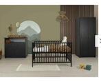 Zwarte set baby kamer, Kinderen en Baby's, Kinderkamer | Complete kinderkamers, Ophalen, Zo goed als nieuw, Jongetje of Meisje