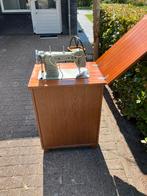 Naaimachine minimaal 70 jaar oud, Ophalen, Zo goed als nieuw
