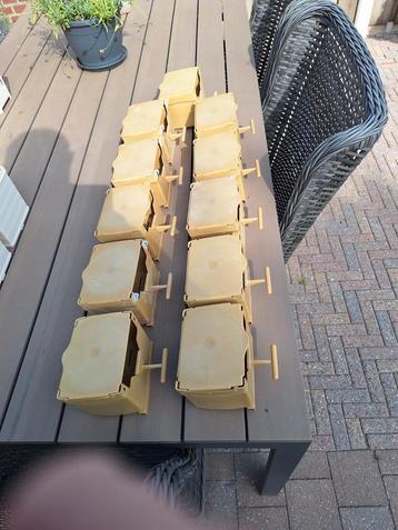Van alles wat  beschikbaar voor biedingen
