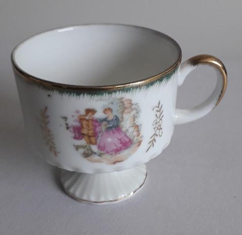 kopje Versailles met goudkleurige rand (geen schoteltje), Verzamelen, Porselein, Kristal en Bestek, Gebruikt, Kop en/of schotel