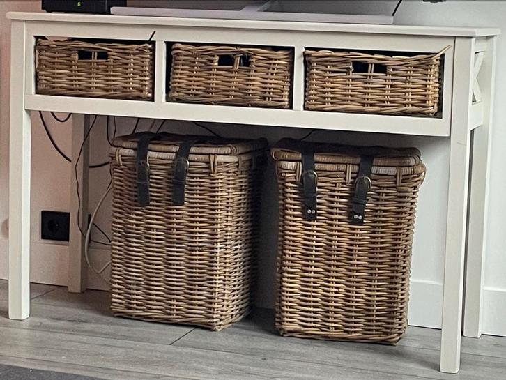 Sidetable met rieten lades en salontafel set, Huis en Inrichting, Tafels | Sidetables, Gebruikt, Minder dan 25 cm, 100 tot 150 cm