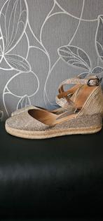 Lichtgouden zomer sandalen maat 37, Ophalen of Verzenden, Zo goed als nieuw, Sandalen of Muiltjes