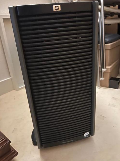 hp proliant ml350 G5 server met APC 1500 smart ups voeding, Computers en Software, Servers, Gebruikt, 2 tot 3 Ghz, Hot swappable onderdelen