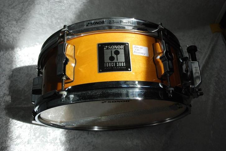 Sonor 3001 side snare Force, 2.3mm powerhoops 12x5 inch, Muziek en Instrumenten, Instrumenten | Onderdelen, Gebruikt, Drums of Percussie