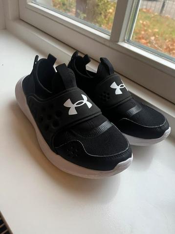 Under Amour gympen mt 38 zwart sportschoenen beschikbaar voor biedingen