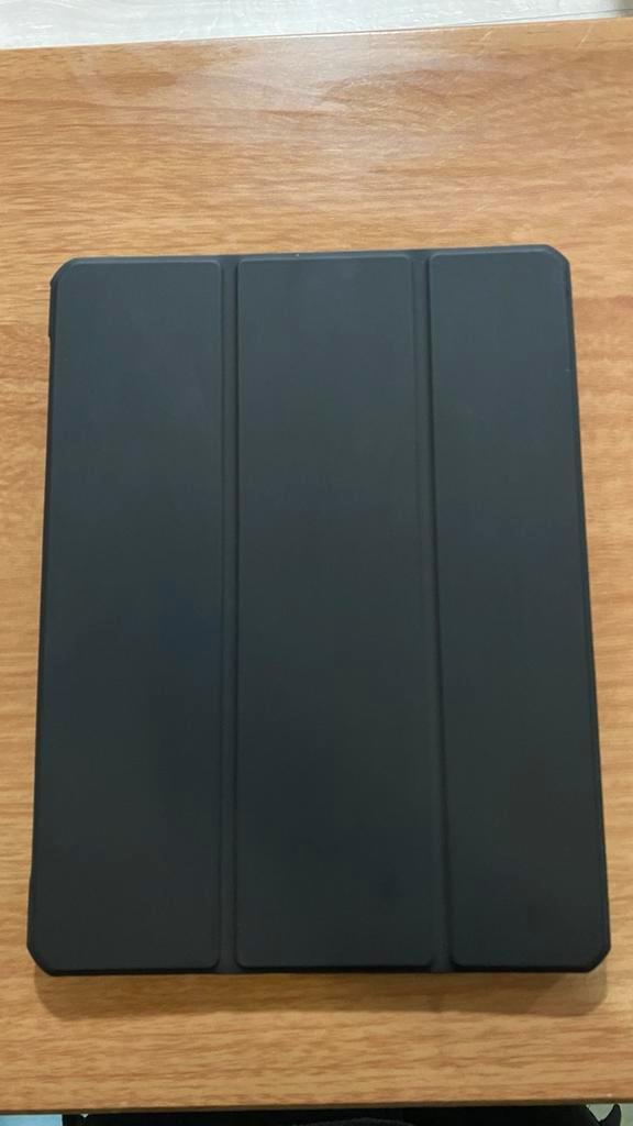 Trifold Hardcase IPad Air 11 inch - Zwart, Sieraden, Tassen en Uiterlijk, Beautycases, Zo goed als nieuw, Zwart, Ophalen of Verzenden