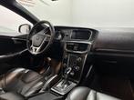 Volvo V40 2.0 T4 Business Sport R-Design - Pano / Navi / Cam, Auto's, Startonderbreker, Gebruikt, Wit, Bedrijf