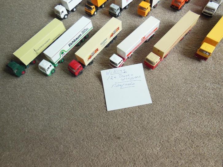 12 x WIKING Trucks  + Opleggers 1:87  ZGAN  Onbespeeld, Hobby en Vrije tijd, Modelauto's | 1:87, Zo goed als nieuw, Bus of Vrachtwagen